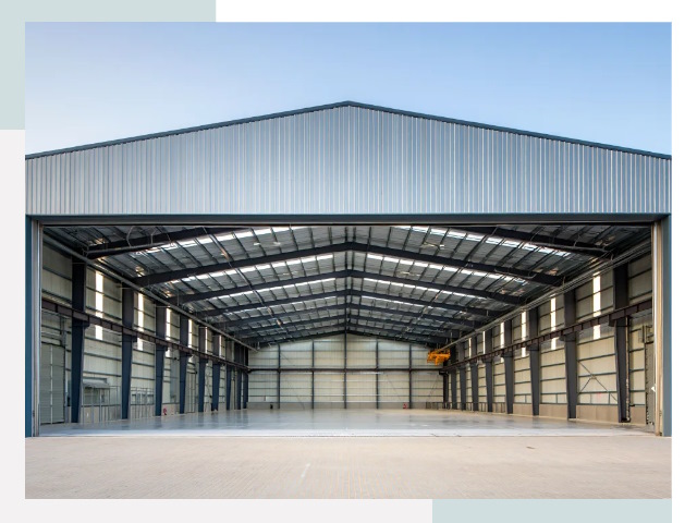 Большие ангары в Устях-Куте