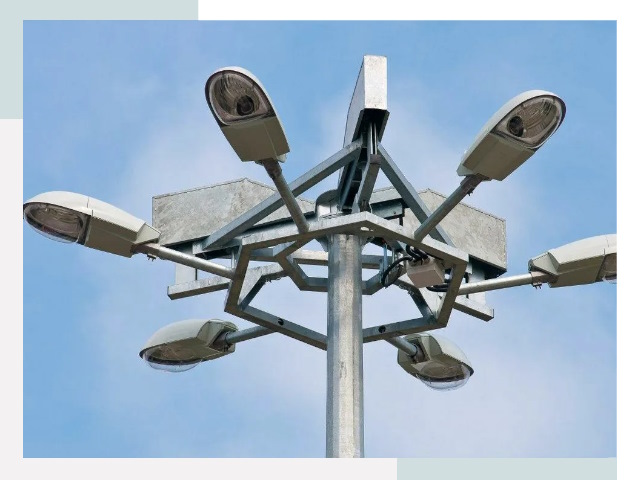 Монтаж осветительных мачт в Устях-Куте