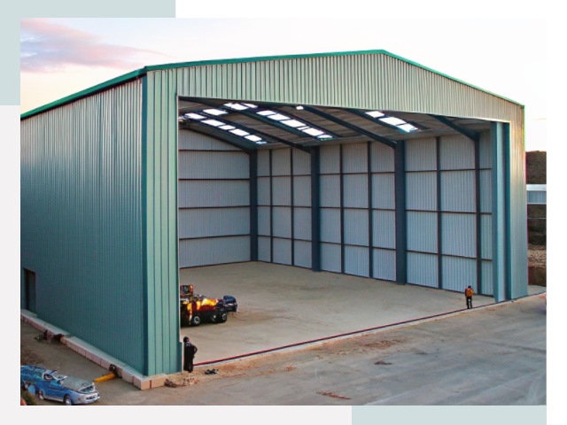 Строительство ангаров в Устях-Куте